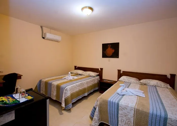El Cerro 3* Liberia